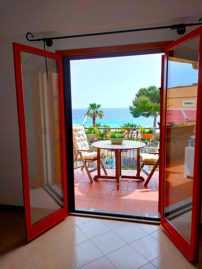 Taormina By The Sea Apartment Mazzeo Bagian luar foto